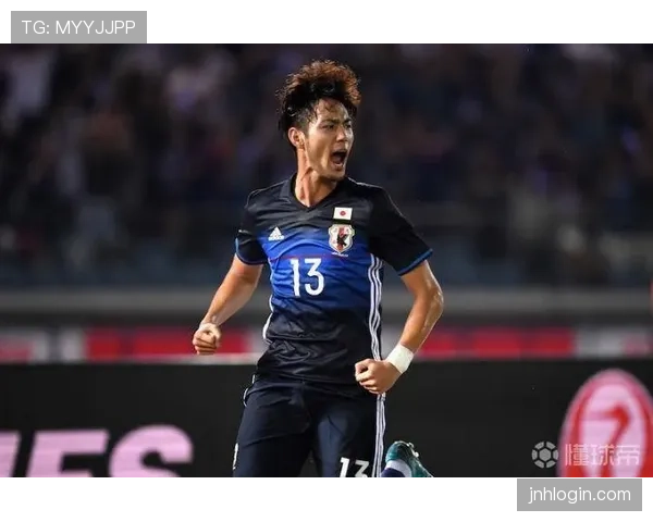 香川真司直塞提速如何有效撕裂对手防线？